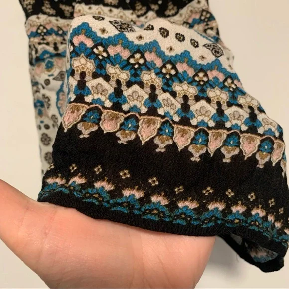 Eclipse | Patterned Tank Top - Picture 6 of 13